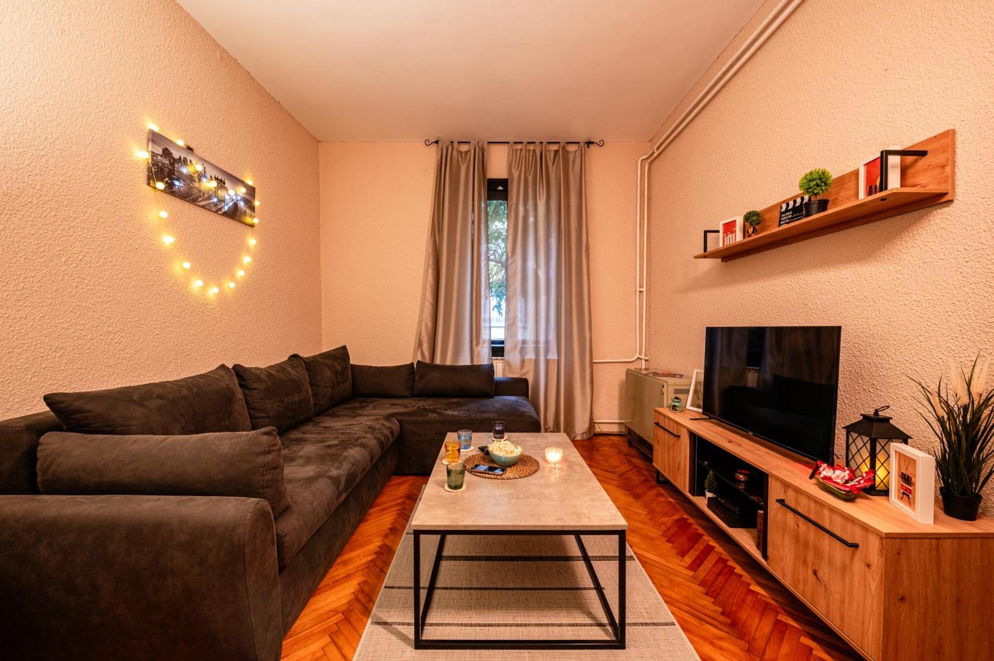 Cozy Apartment In City Center Βελιγράδι Εξωτερικό φωτογραφία